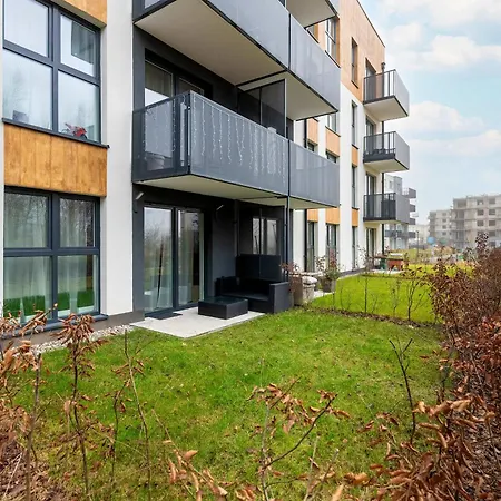 Modern With Garden And Parking In By Renters شقة غدانسك