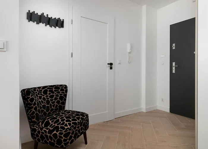 Modern With Garden And Parking In By Renters Gdańsk